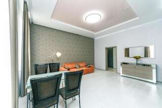 Апартаменты Hotrent Apartments Kreschatik Area Киев-2