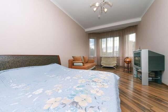 Апартаменты Hotrent Apartments Kreschatik Area Киев-26