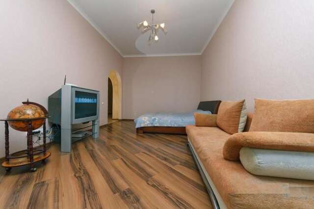 Апартаменты Hotrent Apartments Kreschatik Area Киев-27