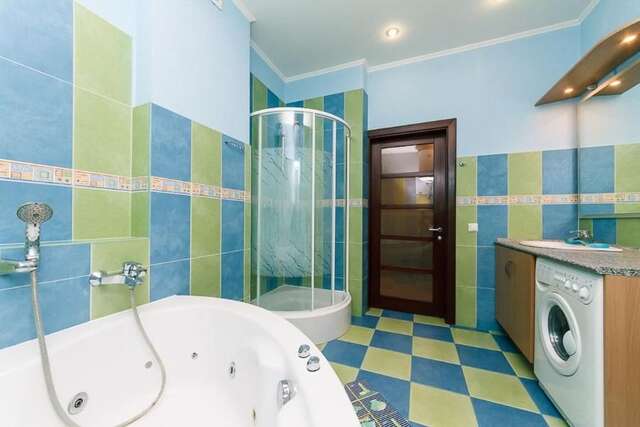 Апартаменты Hotrent Apartments Kreschatik Area Киев-29