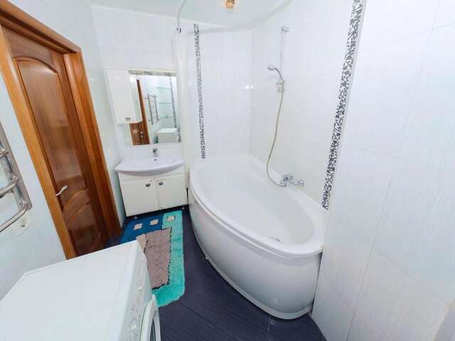 Апартаменты Hotrent Apartments Kreschatik Area Киев-44