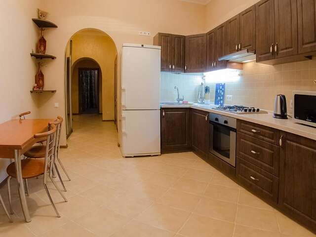 Апартаменты Hotrent Apartments Kreschatik Area Киев-45